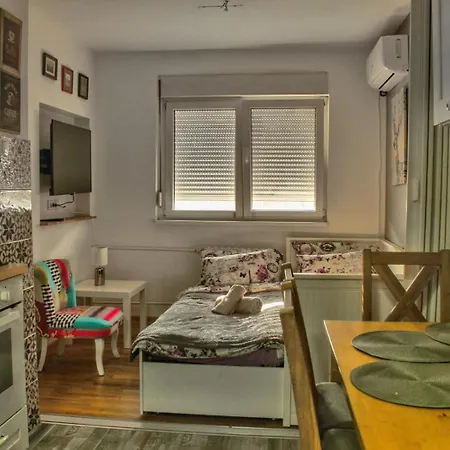 Stellas And Mamas Apartments Belgrade Waterfront Sajmiste Exterior photo